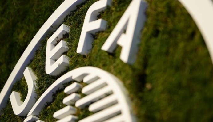 УЄФА може покарати 