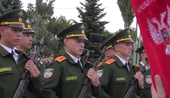 Взять белье, документы и сухпай на два дня: студентам в 