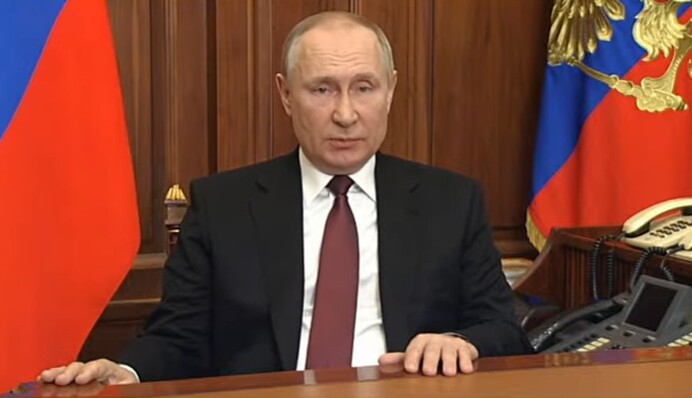 Putin declared a war against Ukraine: heavy fighting began in the Donbas, spreading further