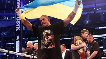 Ми маємо це зробити: Усик повернувся до України і зробив заяву