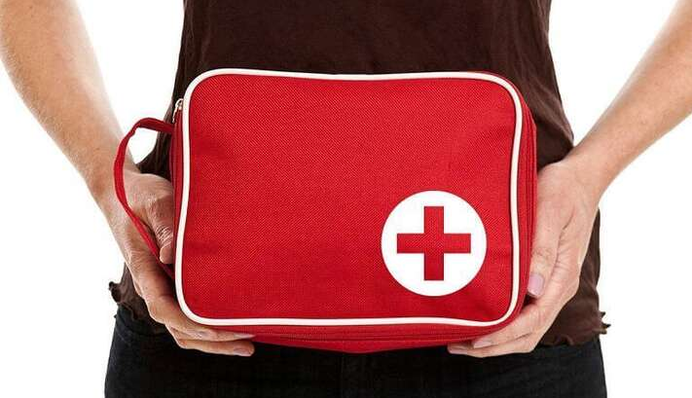 Врач назвал три самые главные вещи в тревожном чемоданчике
