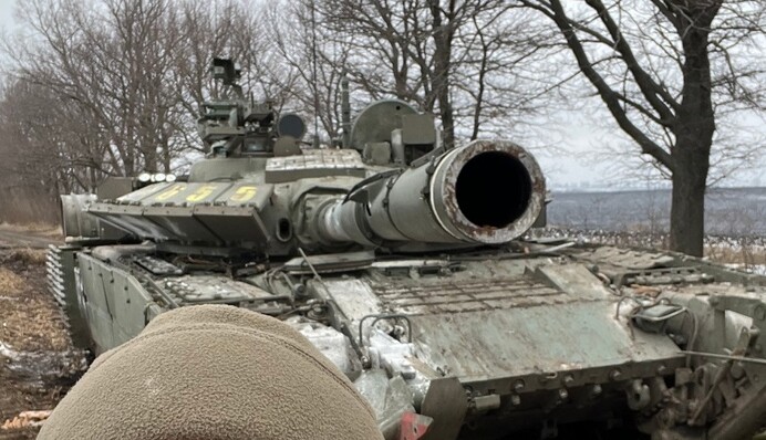 Розігнали по кущах: українська армія захопила шість нових ворожих танків, фото