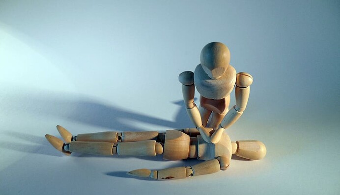 Как оказать первую помощь при кровотечении: советы врача