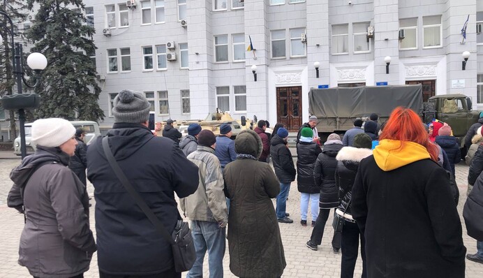 Русский танк - иди на***: как в Украине сопротивляются оккупации