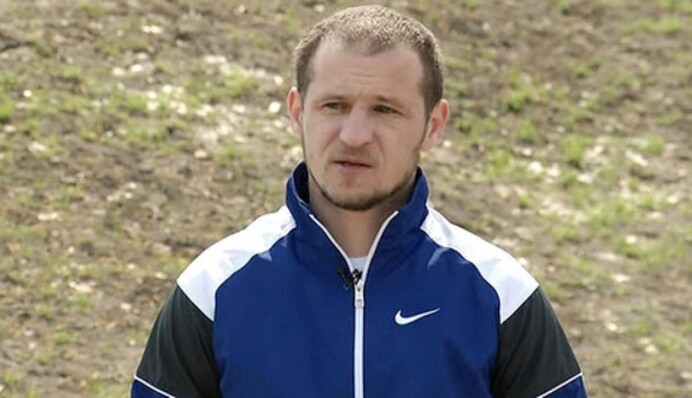 Ми-сила: ексзірка збірної України зі зброєю захищає Київ, відео