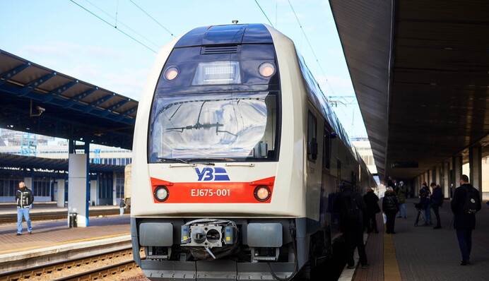 Как работают вокзалы и ходят поезда в условиях войны: инфографика