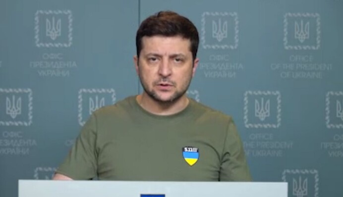 Українці отримають компенсацію за втрату роботи під час війни: Зеленський назвав суму