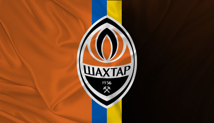 Від уламка снаряда: 