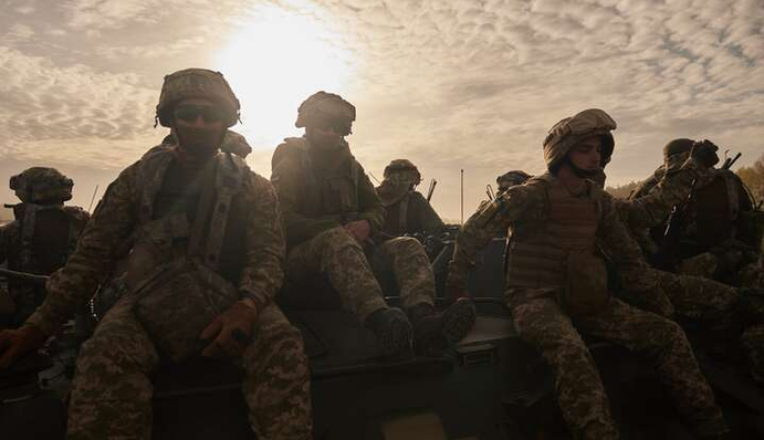 Українські військові перейшли у наступ під Харковом