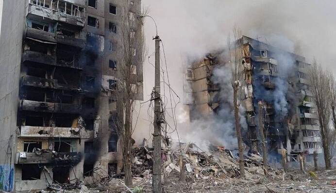 Под Киевом путинские варвары захватили психоневрологический диспансер с сотнями пациентов