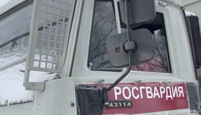 Готували розгін мітингів в Україні: у захопленій машині Росгвардії знайшли цікавий вантаж