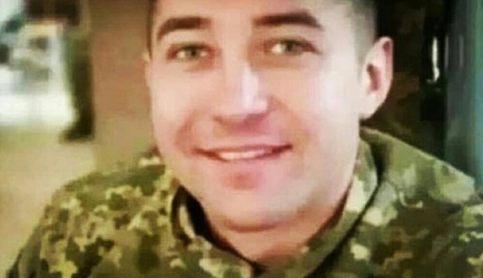 Опубліковано фото автора крилатої фрази про російський корабель: що зараз з військовим