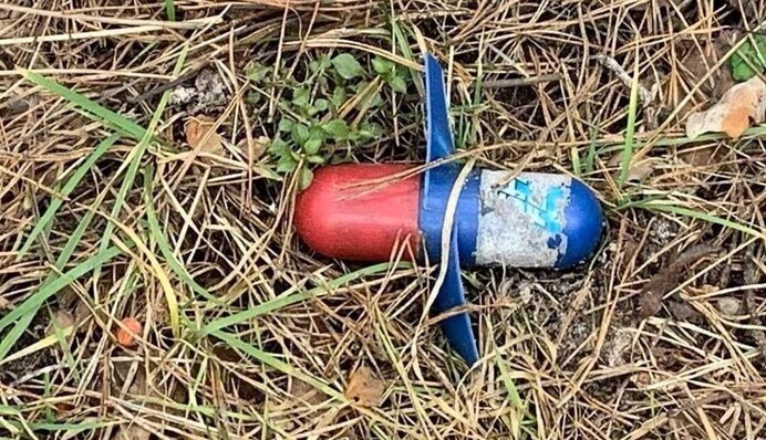 Сбрасывают с беспилотников: украинцам показали новые маячки для наводки обстрелов