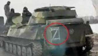 Народ устал терпеть: в России режут колеса в машинах со свастикой Z, видео