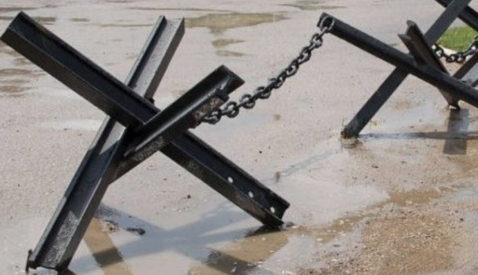 Мародер украв протитанковий їжак і миттєво був покараний: фото