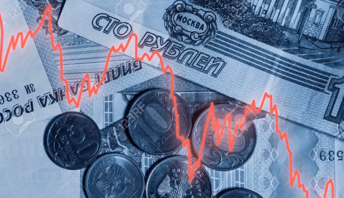 В день возможного дефолта в России курс доллара пробил новое дно