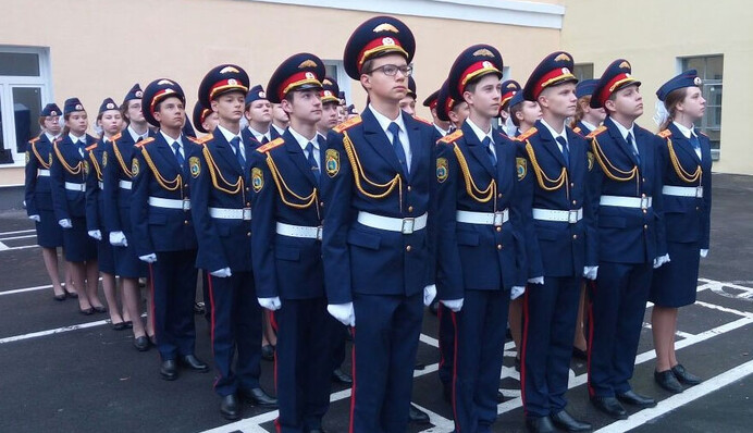 Срочники кончились, воевать будут курсанты: Россия нашла способ 