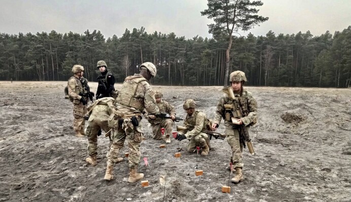 Польща вдвічі збільшує чисельність армії через війну Росії проти України