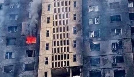 Окупанти скинули бомби на школу мистецтв у Маріуполі – там ховалися сотні людей