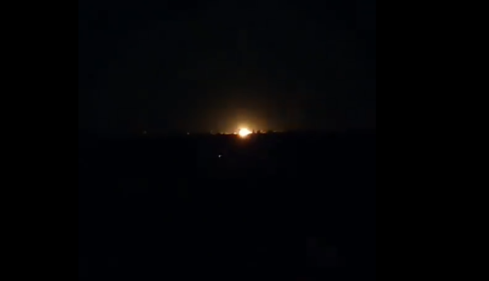 Прямо в цель: видео удара ВСУ по российскому складу боеприпасов