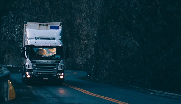 Українських водіїв попередили про небезпечні вакансії на сайтах з пошуку роботи