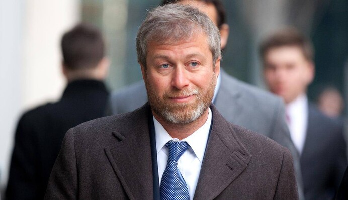 Українці на надувному човні влаштували 