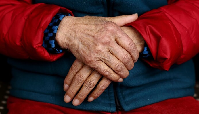 На частині України виникла проблема із виплатою пенсій: як і де можна отримати