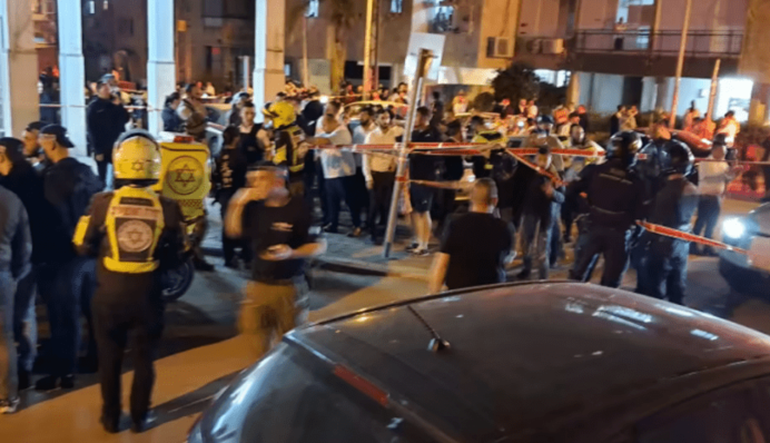 В результате теракта в Израиле погибли два украинца: фото