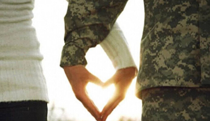 Як одружитися солдату під час війни: названо три способи