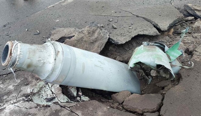 ​Украинские военные под Изюмом сбили самолет оккупантов: видео падения