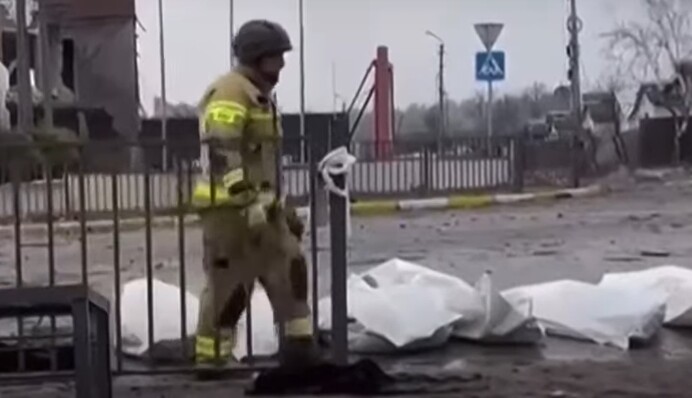 Їздили на танках по трупах жінок: мер Ірпеня про звірства окупантів