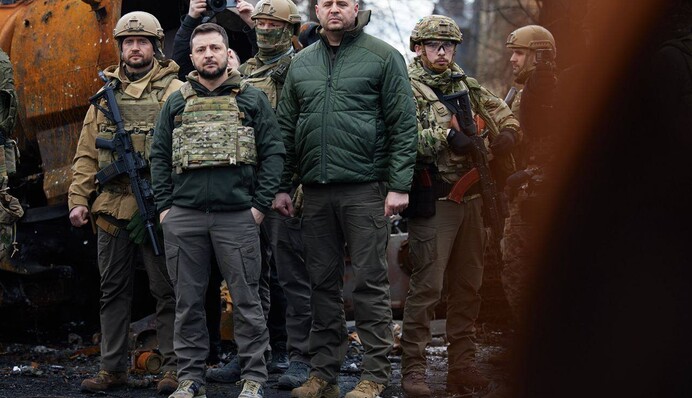 Зеленский посетил Бучу и сделал заявление о зверствах россиян: фото и видео