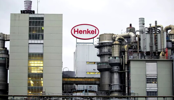 Топ-виробник косметики та побутової хімії відмовився йти з Росії