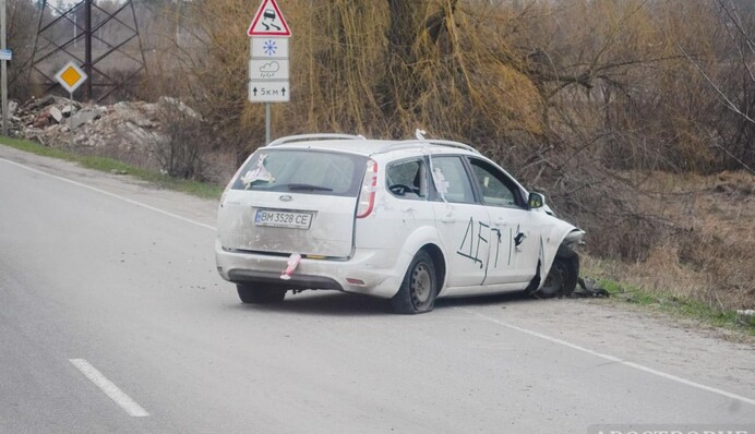Расстреляны даже авто с надписью 