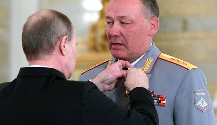 Путін проти генералів: як у Росії шукатимуть "шпигунів" і шитимуть "зраду"