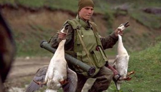 Спочатку блендер, потім – син: як російські матері вибудовують ієрархію цінностей