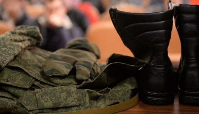 Втрати приховують, а живим обіцяють золоті гори: як у Росії заманюють на війну до України