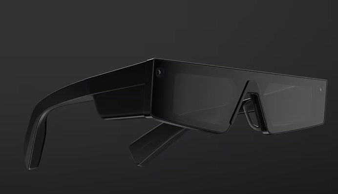 ​  У Британії протестували 