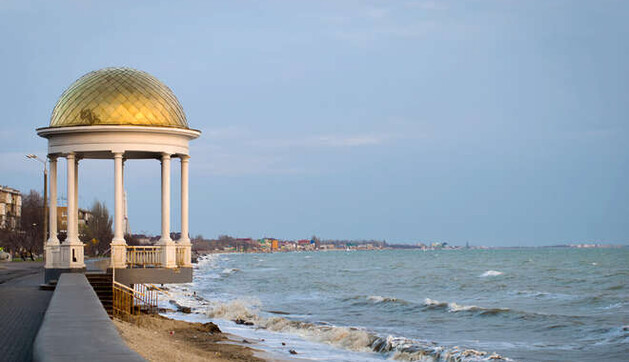 У Бердянську рашисти зробили двірника великою 