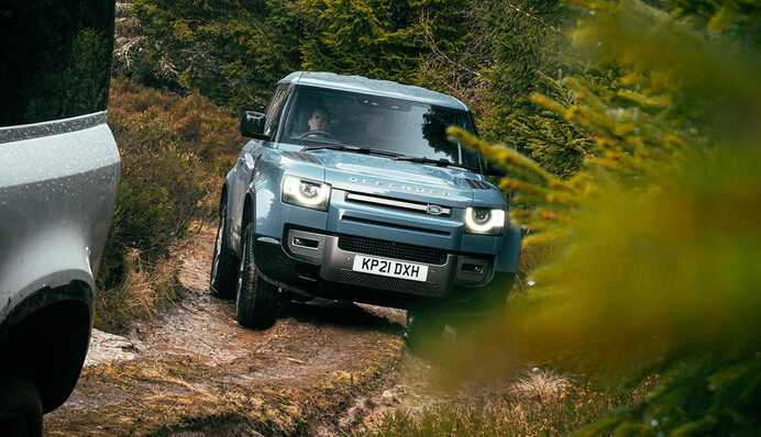 Названы десять лучших внедорожников 2022 года