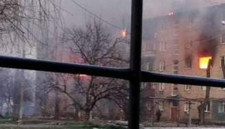 Майже вся Луганська область зазнала обстрілів окупантів: фото наслідків