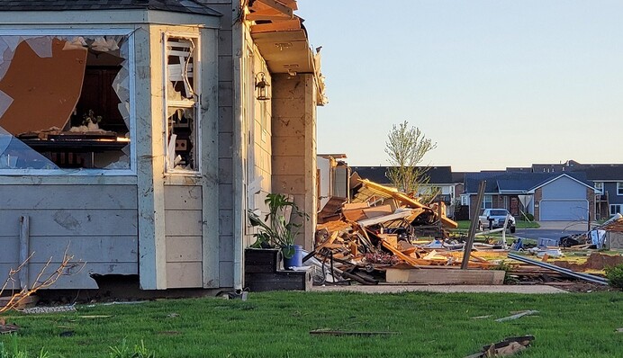 По США пронісся руйнівний торнадо: відео 