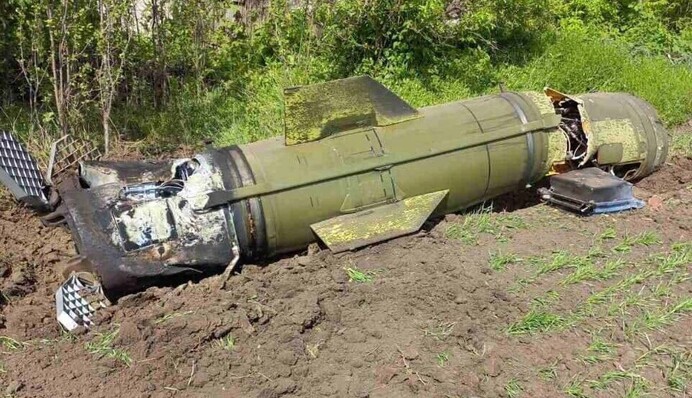 Українська арта спрацювала чудово: відео потужних ударів по техніці рашистів