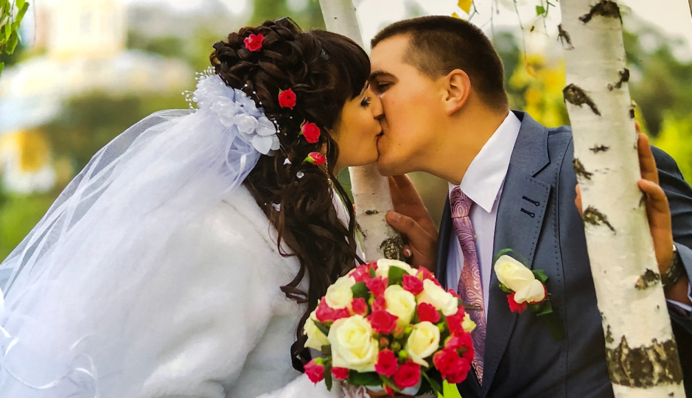 Українка народила двійню після новини про вбивство чоловіка російським снайпером: фото