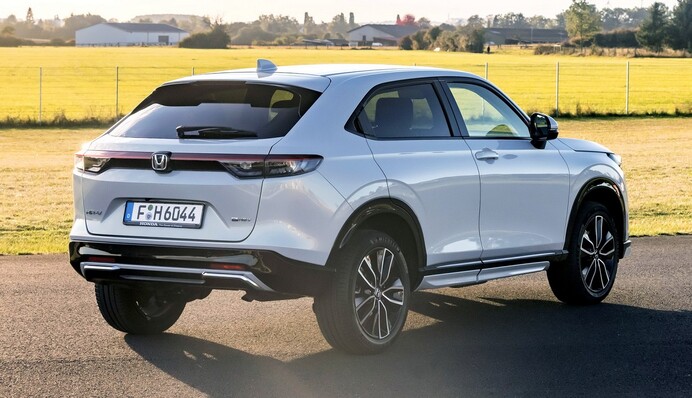 Більше потужності та розміру: як виглядає оновлена Honda HR-V
