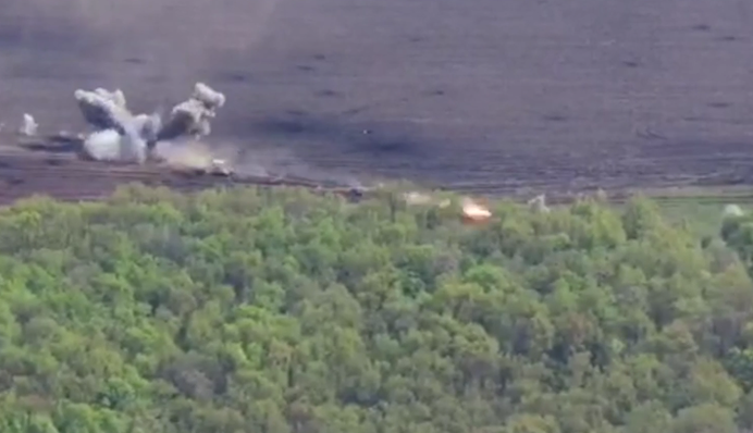 На Харківщині ЗСУ розгромили командний пункт рашистів: відео потужних ударів