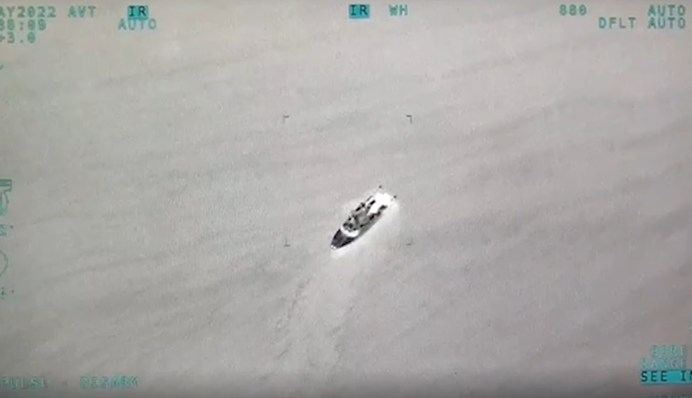 Біля острова Зміїний український 