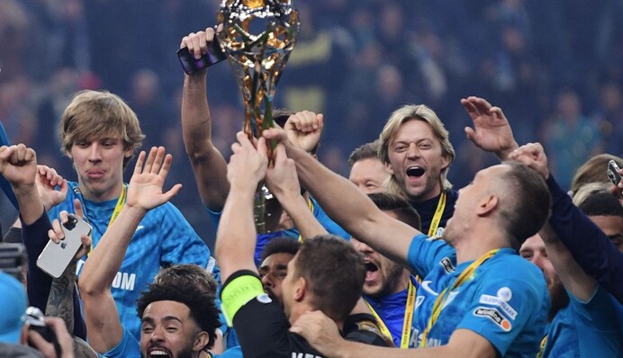 Радость на крови: как футболист-предатель Украины праздновал чемпионство в России