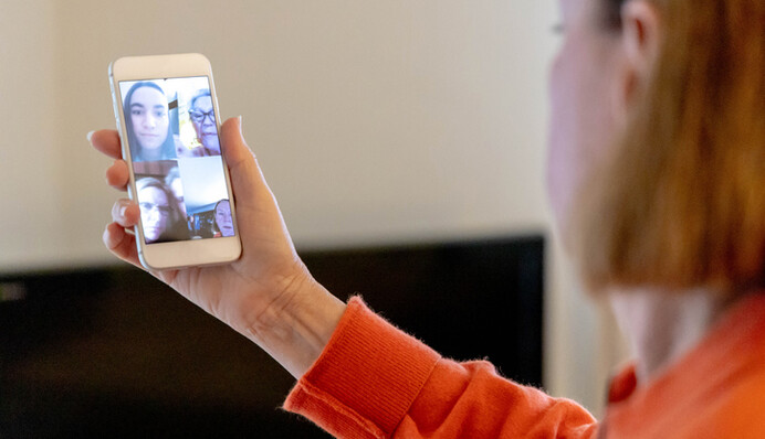 Психолог розповіла, як спілкуватися з родичами в Росії під час війни