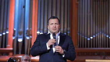 Це ти - неонацист: зірка російського боксу "знищив" пропагандиста Соловйова